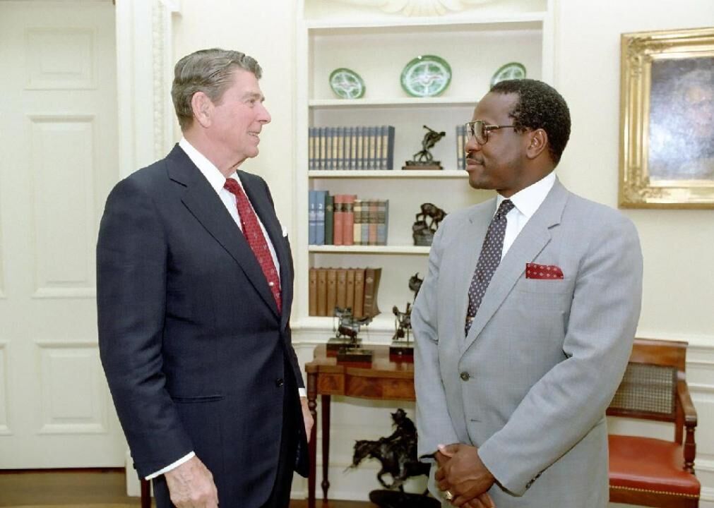 Clarence Thomas: Early career life